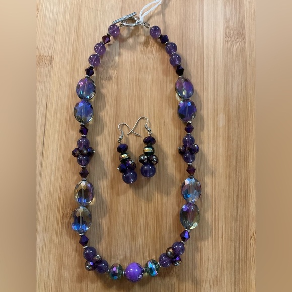 Hand Crafted Beaded 2 Piece Necklace Set Amethyst Necklace and Dangle Earrings - Picture 2 of 8